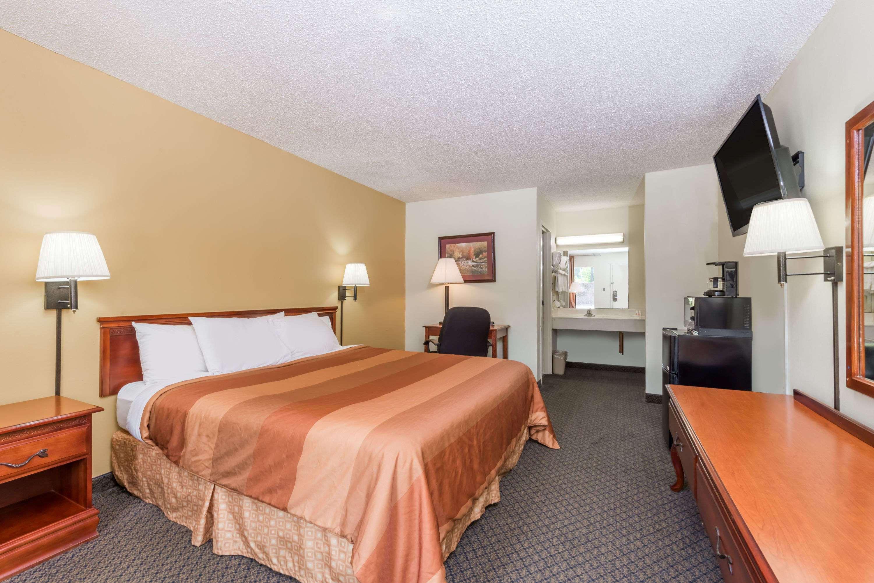 Days Inn By Wyndham Fort Payne Dış mekan fotoğraf